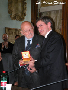 Armando Trovajoli premiato dal Sindaco di Roma