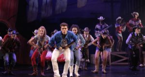 REVIEW – FOOTLOOSE